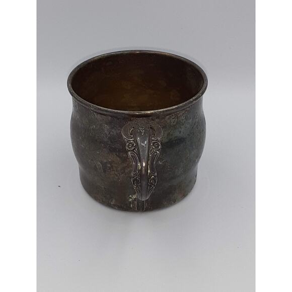 VNTG Child s Cup Community Silver Floral Handle Christening Baby Cup - Picture 3 of 5